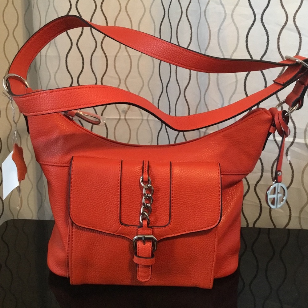 GIANI BERNINI. NWT